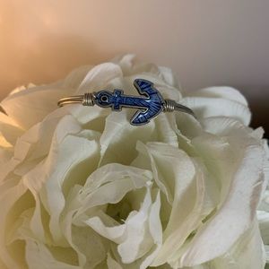 Luca + Danni Tie dye anchor bracelet